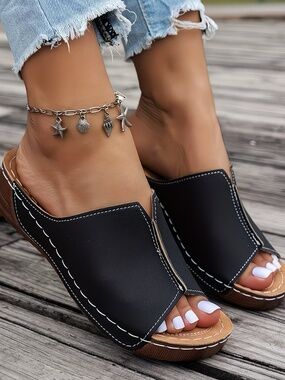 Women's Wedge Sandal Black